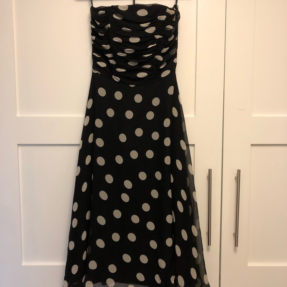 Polka dot strapless vintage style dress